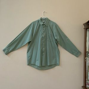 Vintage Van Heusen Long-Sleeve Button-Up